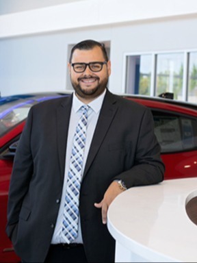 Gerente de Ventas Pete Silva in Spanish Speakers at Rod Baker Ford